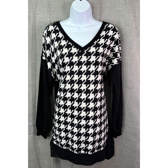 French Laundry Long Sleeve V Neck Houndstooth Tunic Sweater Women's Size 1X - Picture 1 of 7